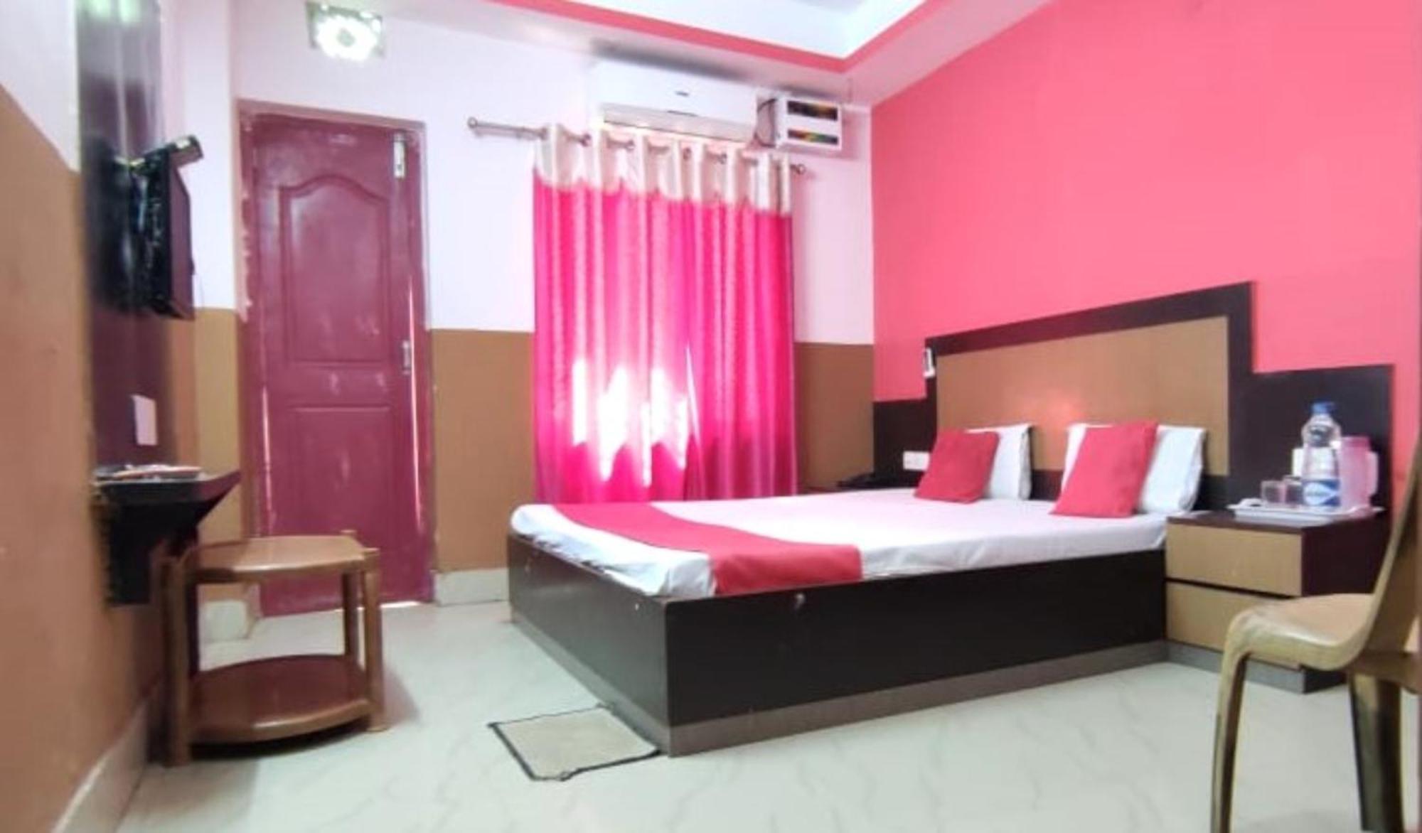 Hotel Samrat Palace Near Puri Sea Beach Best Choice Of Travellers By Morservices Εξωτερικό φωτογραφία